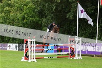 181805_mlm_01_R62_5355.JPG