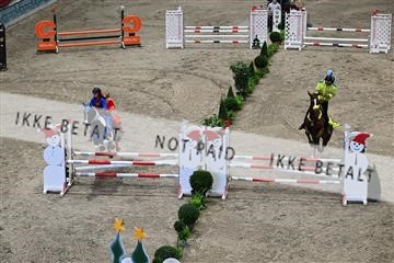 173381_jbr_01_N09_2950.JPG