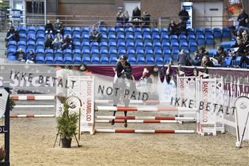 161006_abo_01__D051511.JPG