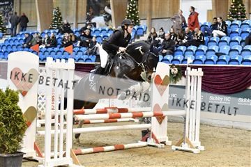 161006_abo_01__D051308.JPG